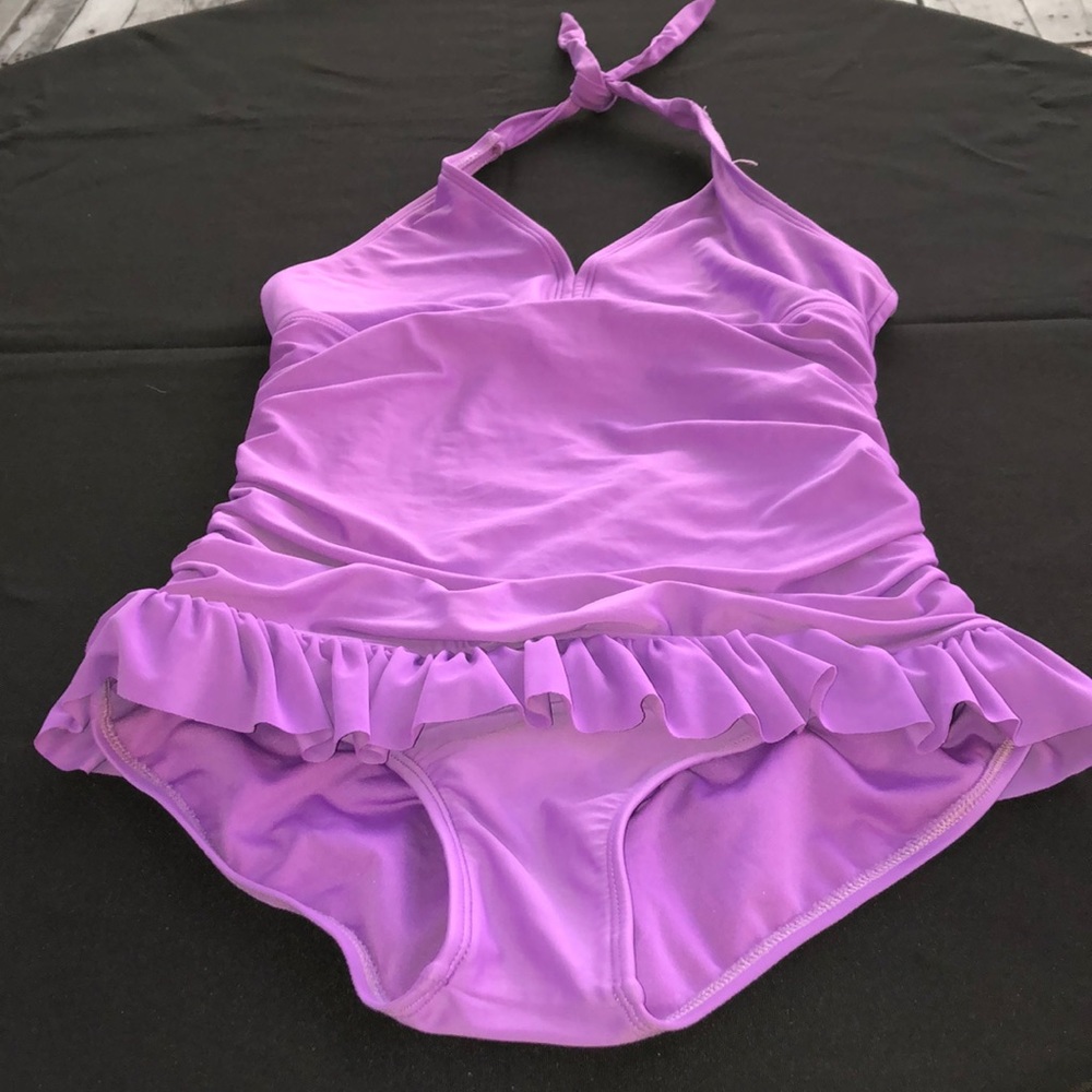 Circo ladies one piece preworn swimsuit